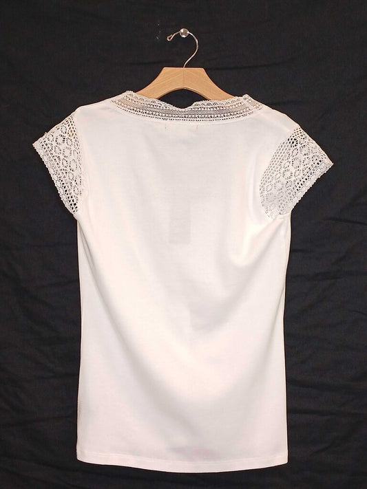 Short Lace Sleeve Top