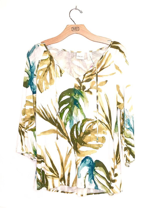 Chicos Cropped Sleeve V Neck Top