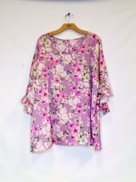 Crepas Floral Cropped Sleeve Blouse