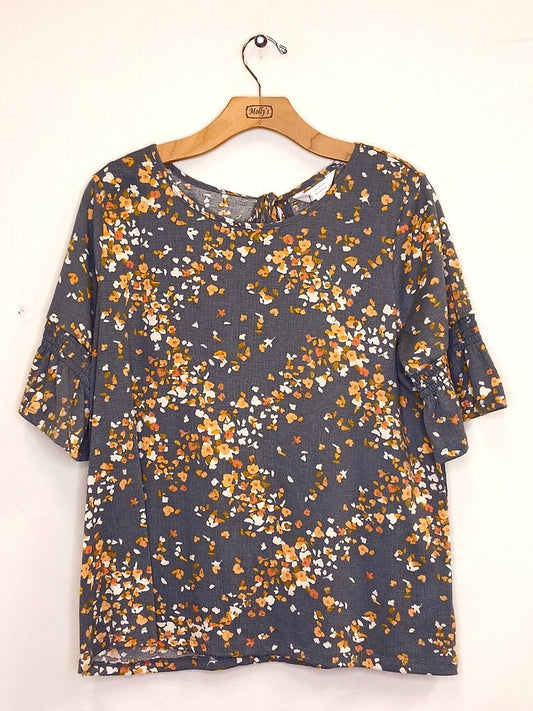 Floral 3/4 Sleeve Top