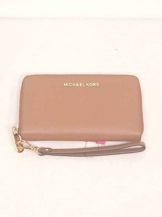 Micheal Kors Saffiano Leather Smart Phone Wallet