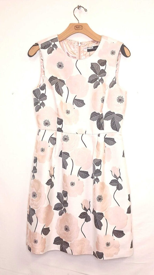 Ivanka Trump Knee Length Sleevless Floral Dress