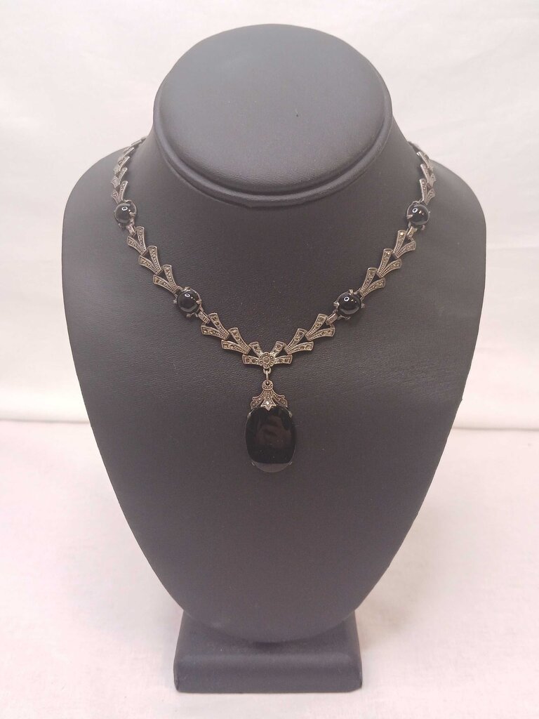 Classy Necklace