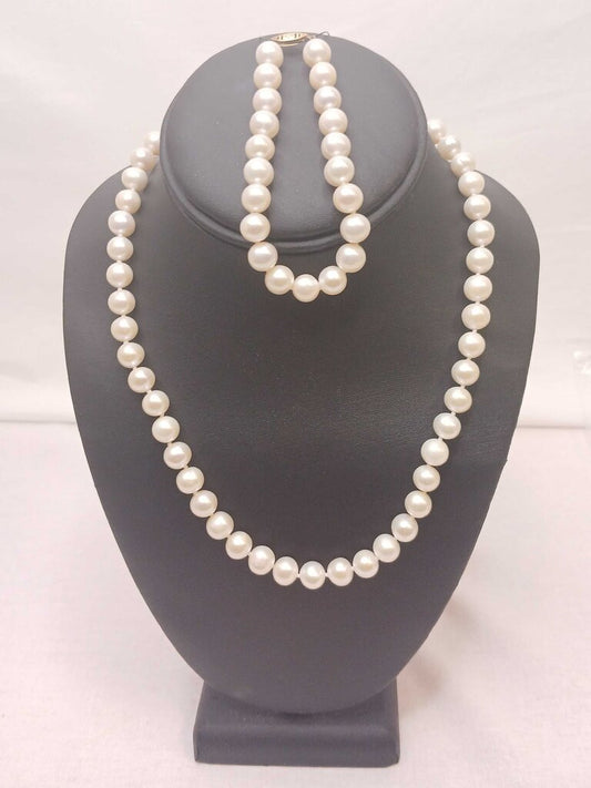 Cultured Pearl Fresh Water Pearl Necklace and Bracelet Set