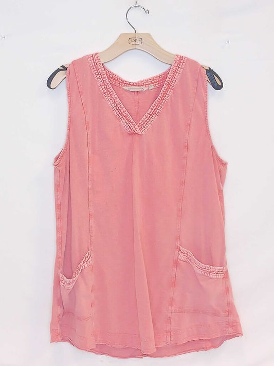 Soft Surroundings Sleeveless Top W Pockets