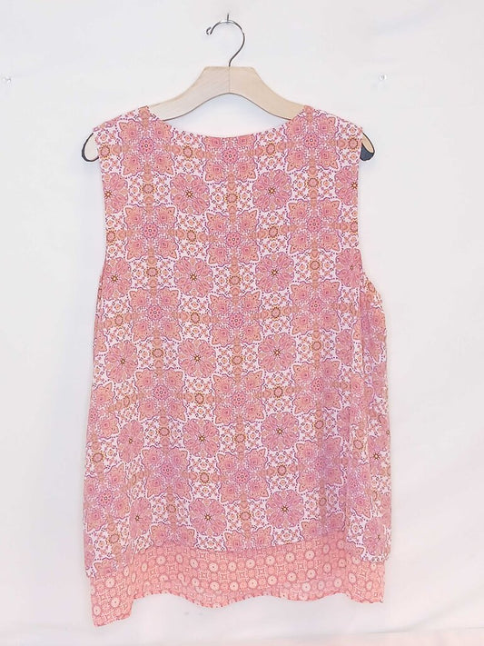 Sleeveless Patterned Top