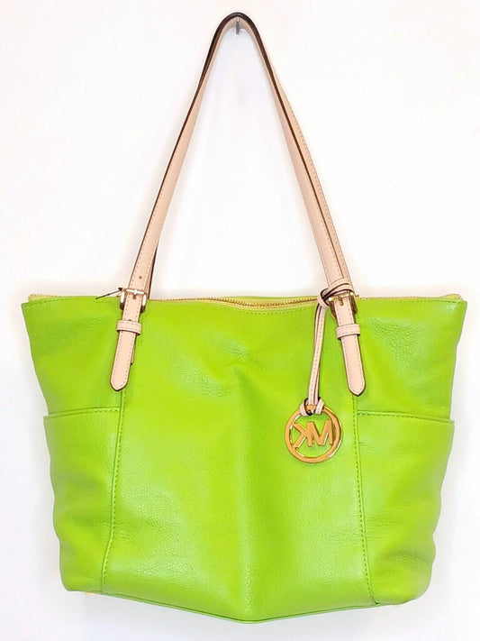 Michael Kors Leather Saffiano Jet Set Purse