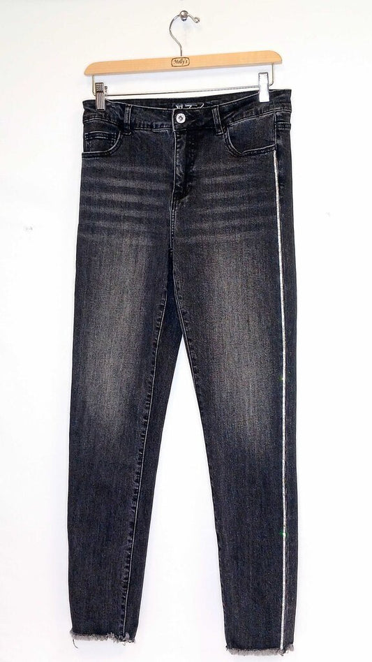 Frank Lyman Jeans Gem Seam Pants