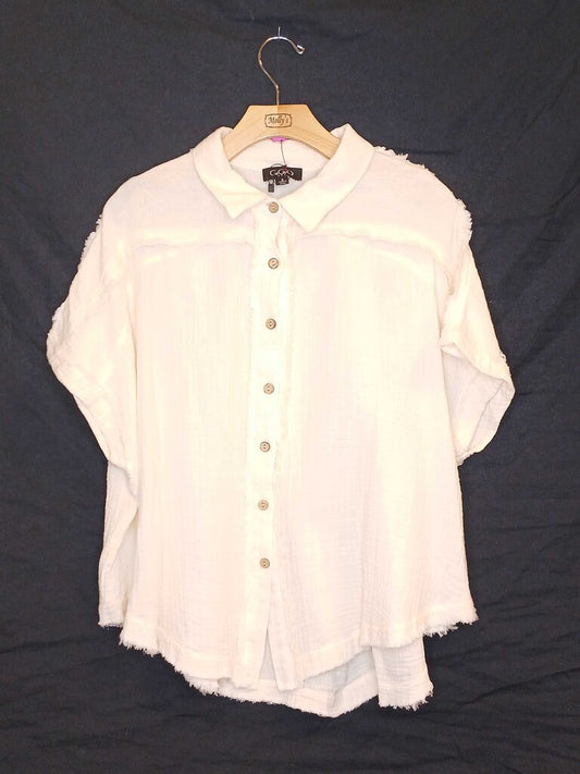 GigiO USA Short SLeeve Button Up Shirt