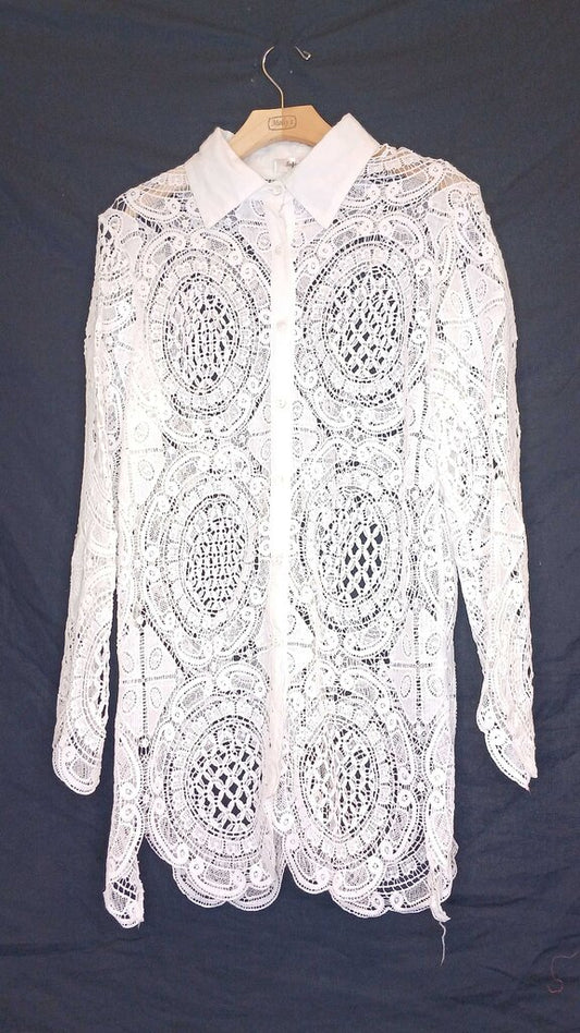 Simply Couture Long Sleeve Lace Top