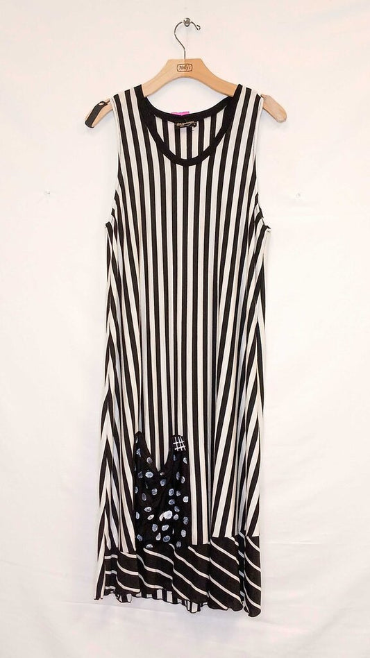 Lee Andersen Sleeveless Stripped Dress W Pocket