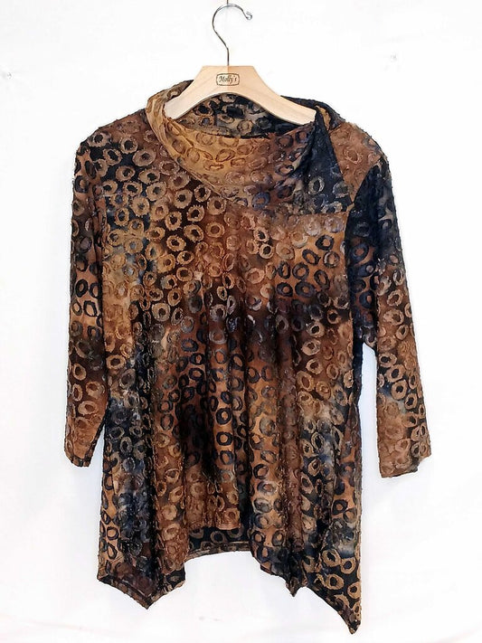 Ruby & Rd 3/4 Sleeve Cirlce Patterned Top