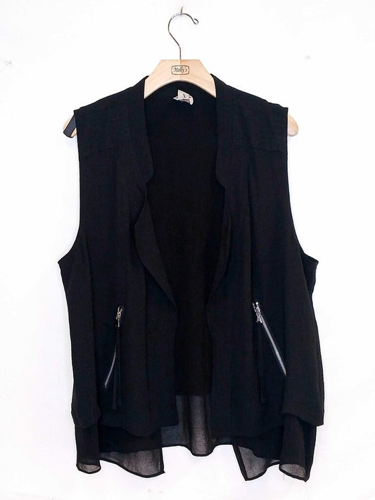 Chicos Open Flowy Vest