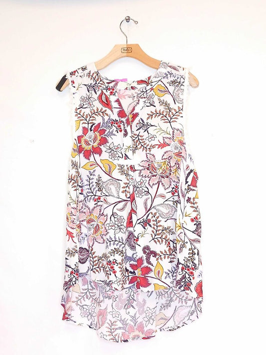 Easel Sleeveless Floral Top