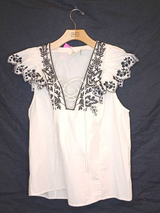 Elan Sleeveless Embroidered Top