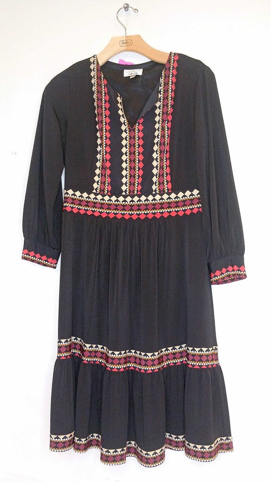 Robbie Bee Long Sleeve Short Dress