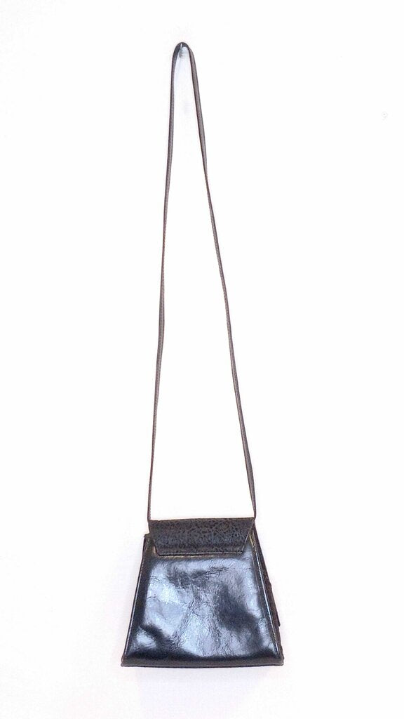 St. Maarten Trapezoid Shaped Purse