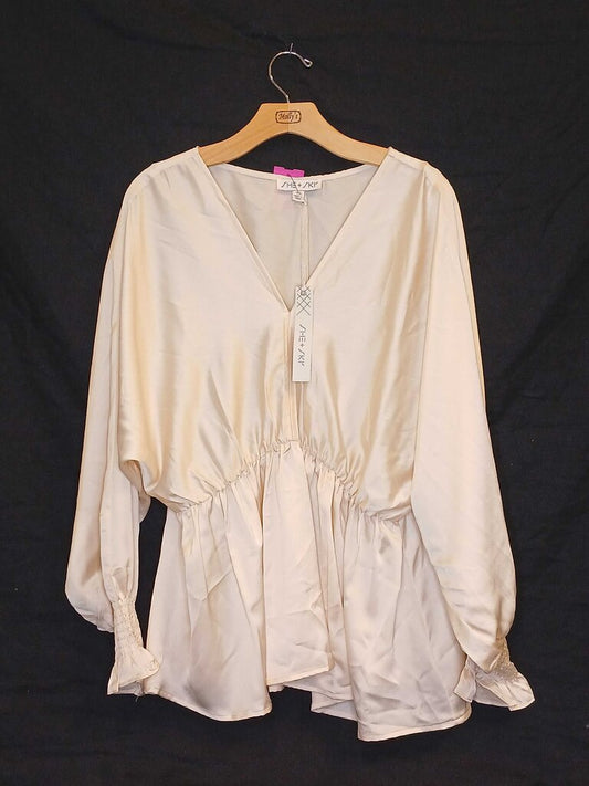 Long Sleeve Rouched Top