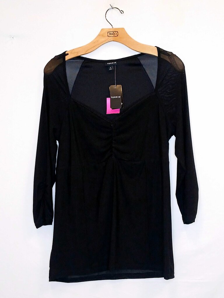 Torrid 3/4 Sleeve Top