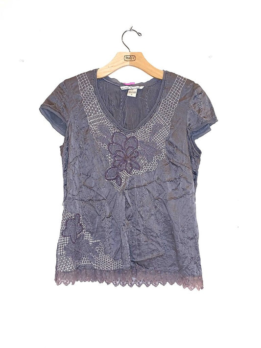 Peter Nygard Patch Applique Short Sleeve Top