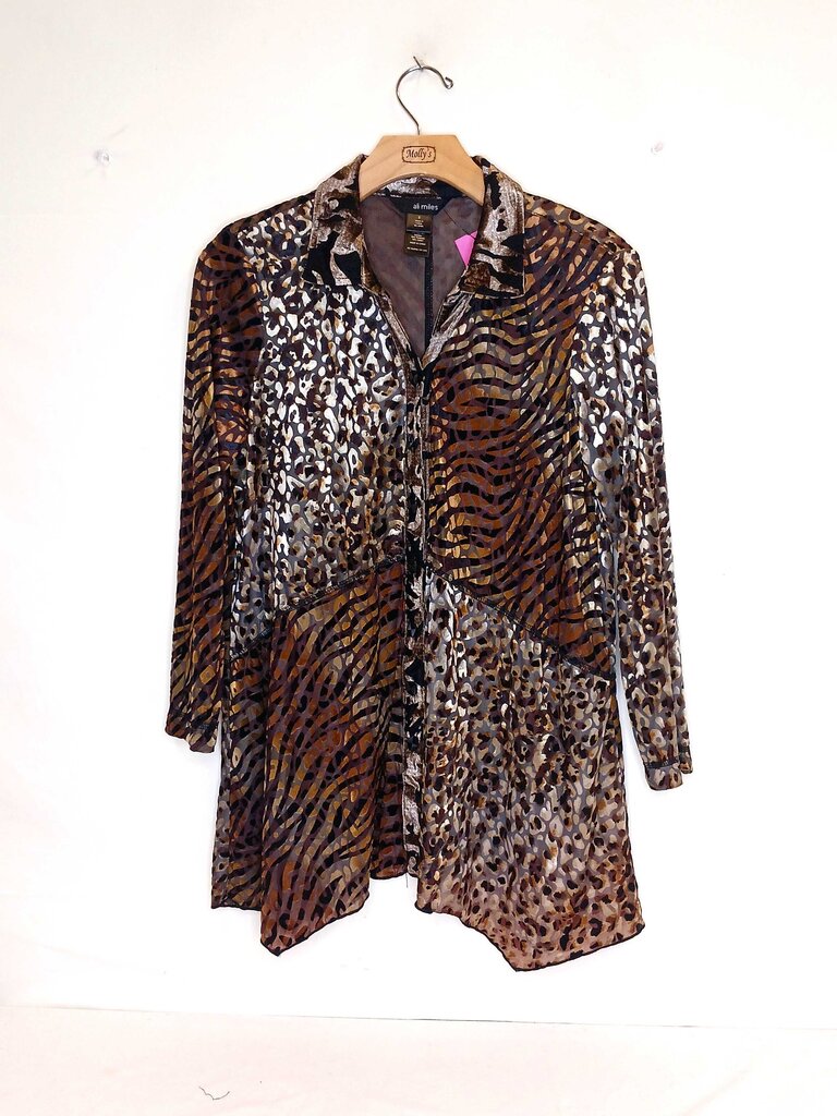 Ali Miles Cheetah Print Top