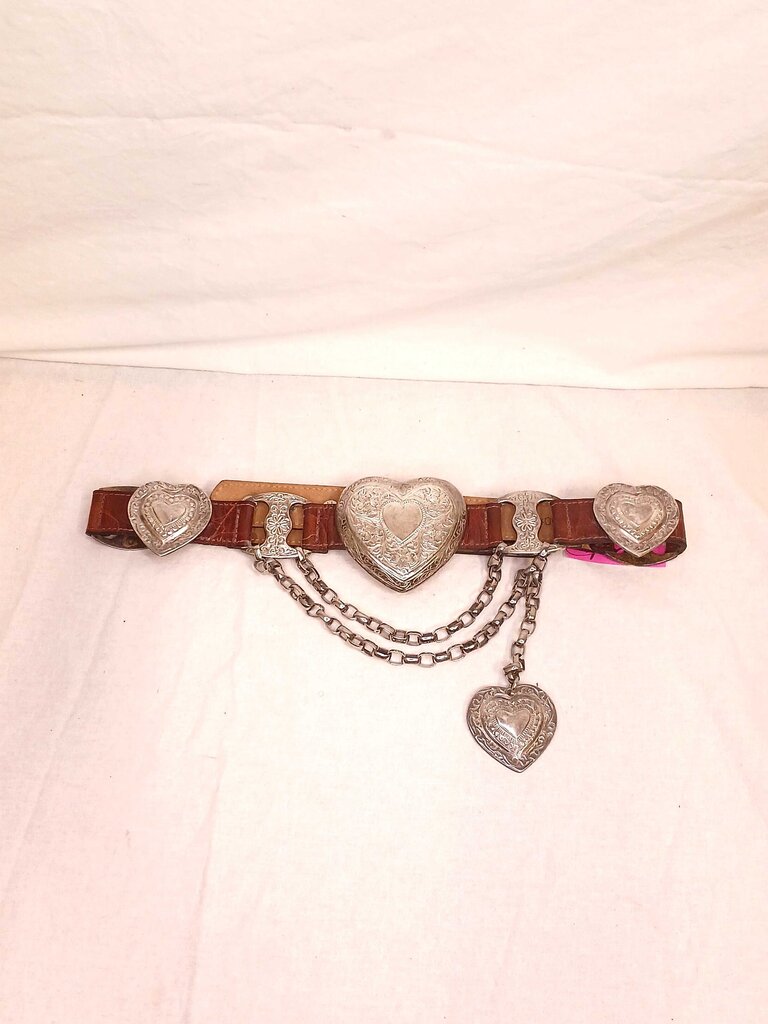 Streets Ahead Heart Chain Belt