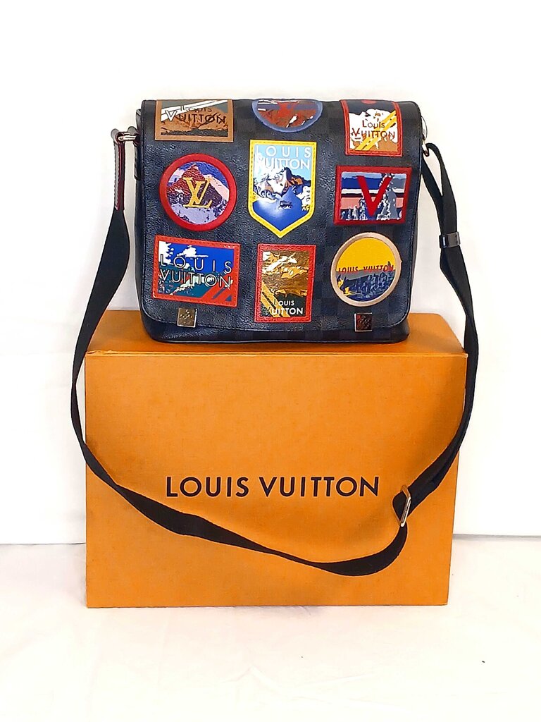 Louis Vuitton Damier Graphite Alps District PM