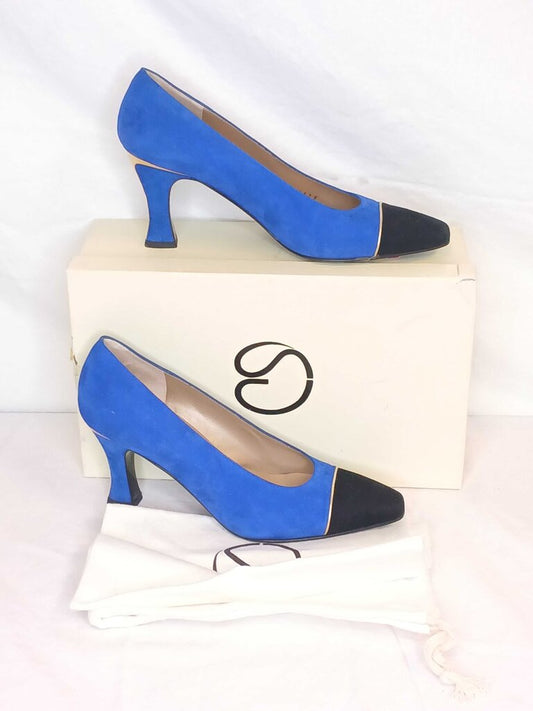 St. John Jackie Heels W Box + Bag