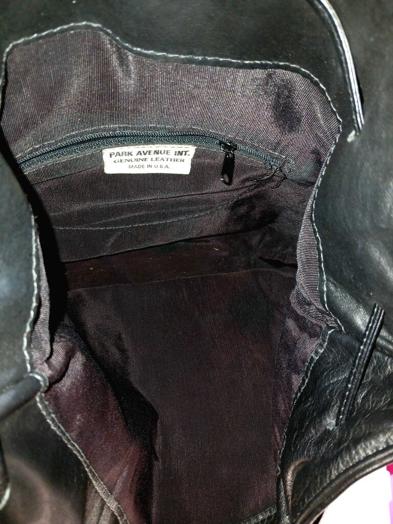 Park Avenue INT Drawstring Leather Bag