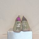 Uin Toledo, Bear Hug Shoes