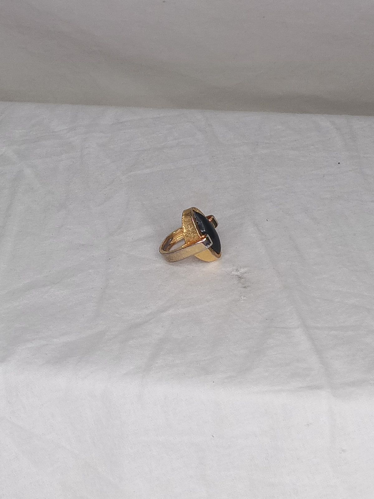 Vintage  Trian LTD Ring