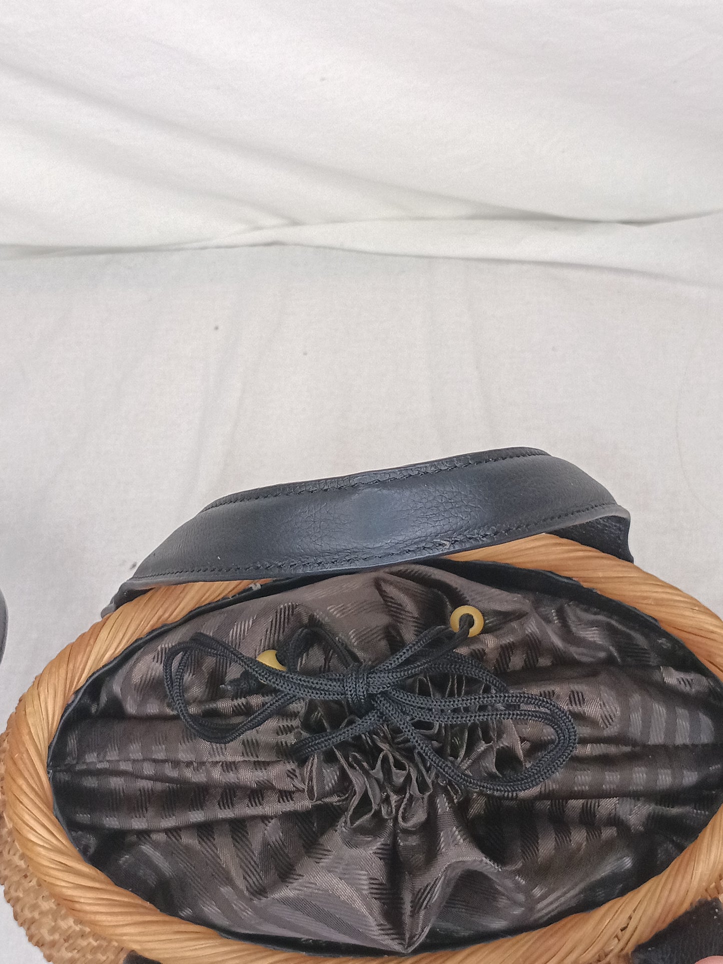 Pulicati Crossbody