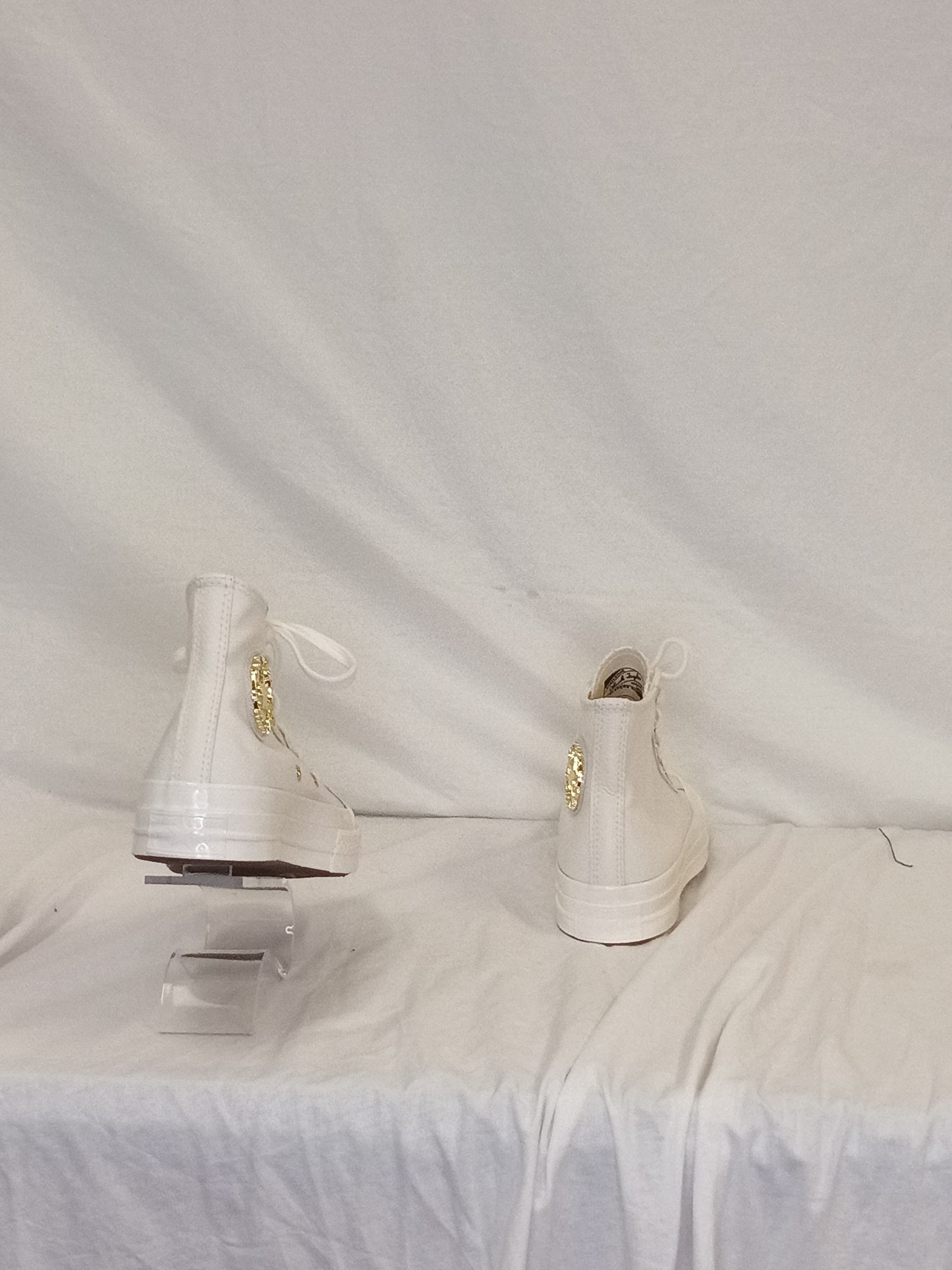 NWOT Converse All Star Hightops Gold Emblem