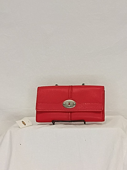 New With Tags Fossil Marlow Flip Clutch