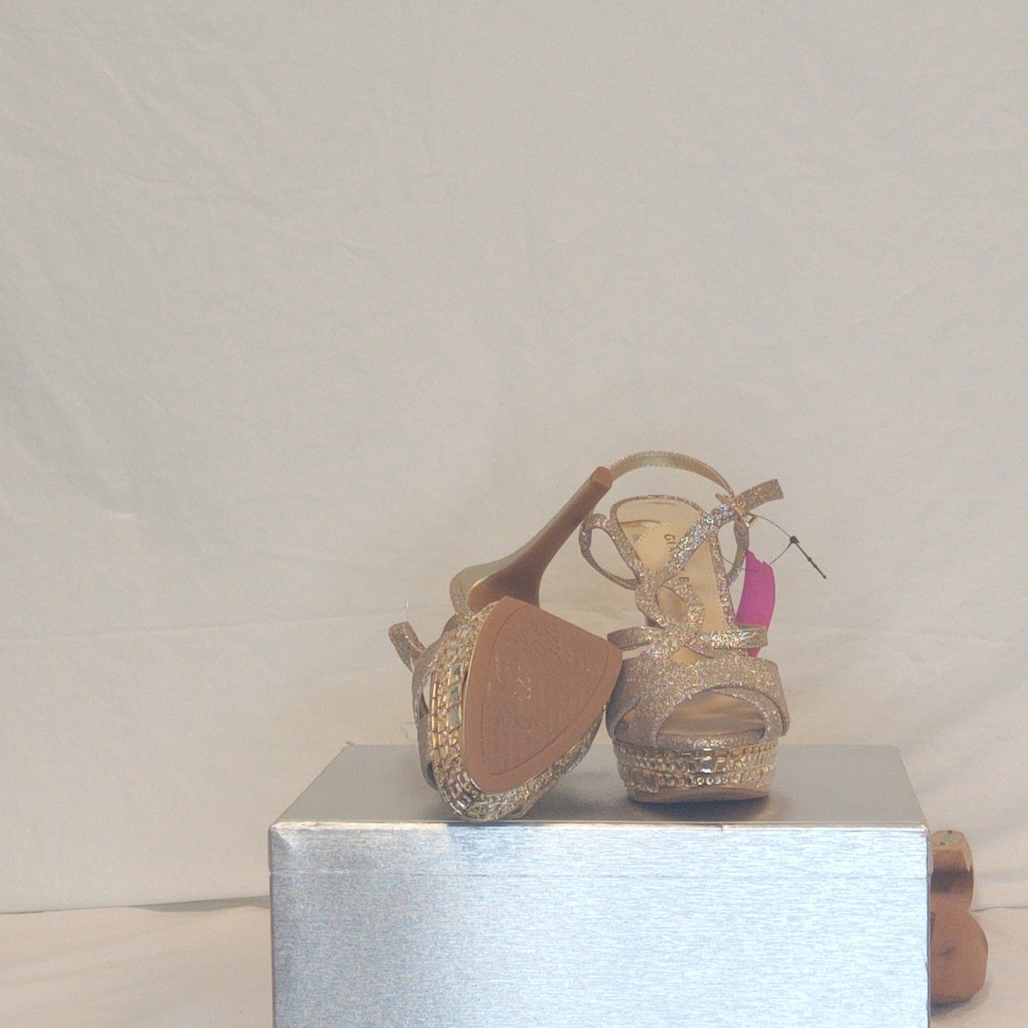 Myra Heels