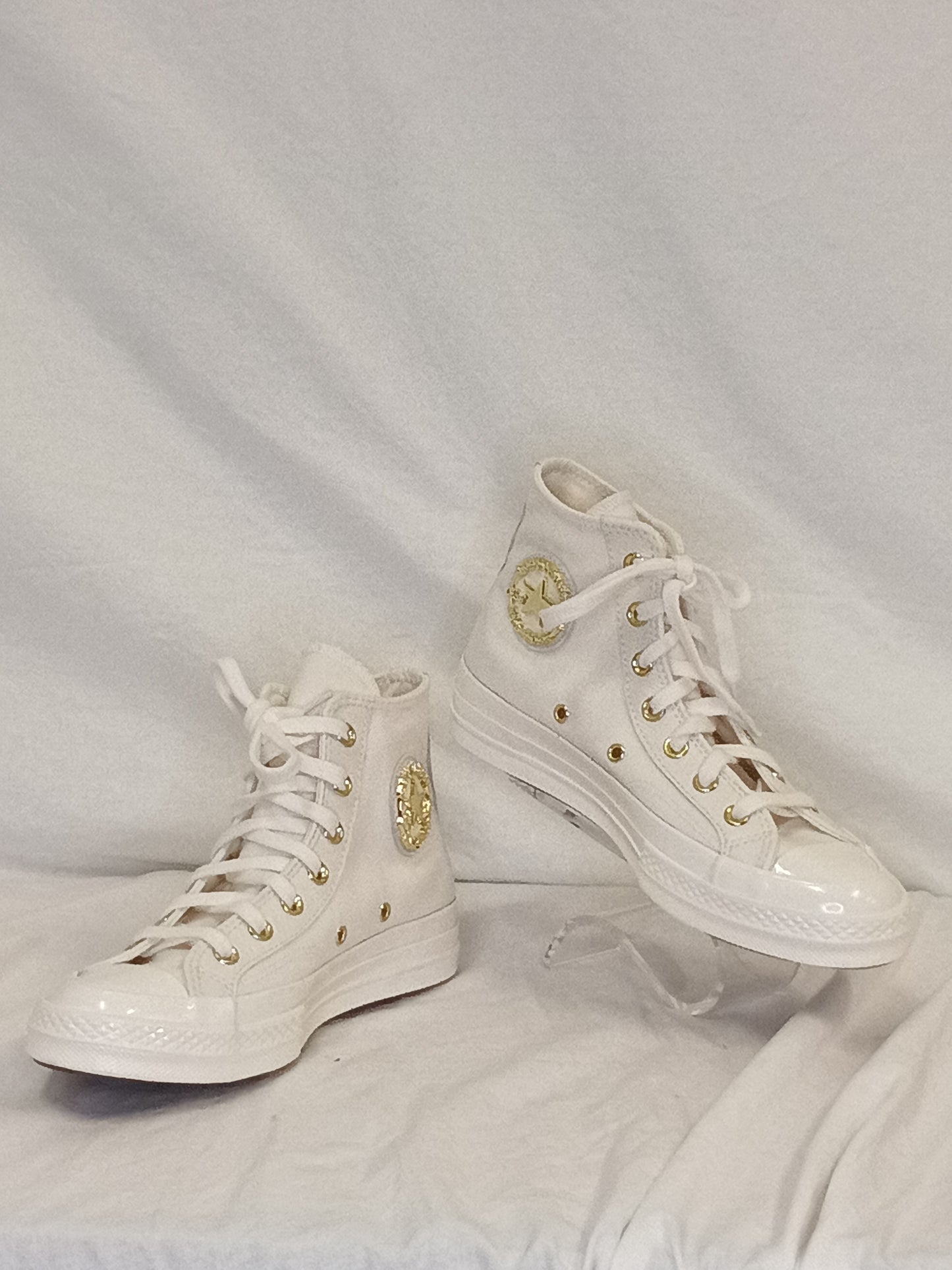 NWOT Converse All Star Hightops Gold Emblem