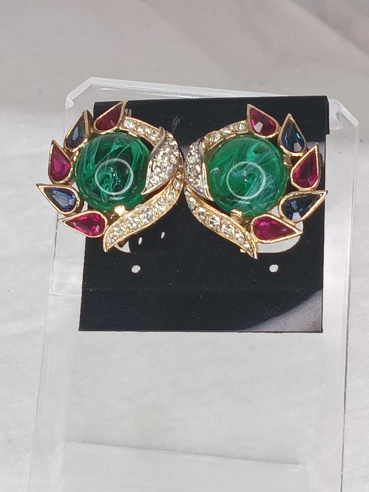 Vintage  Trifari Clip Earrings