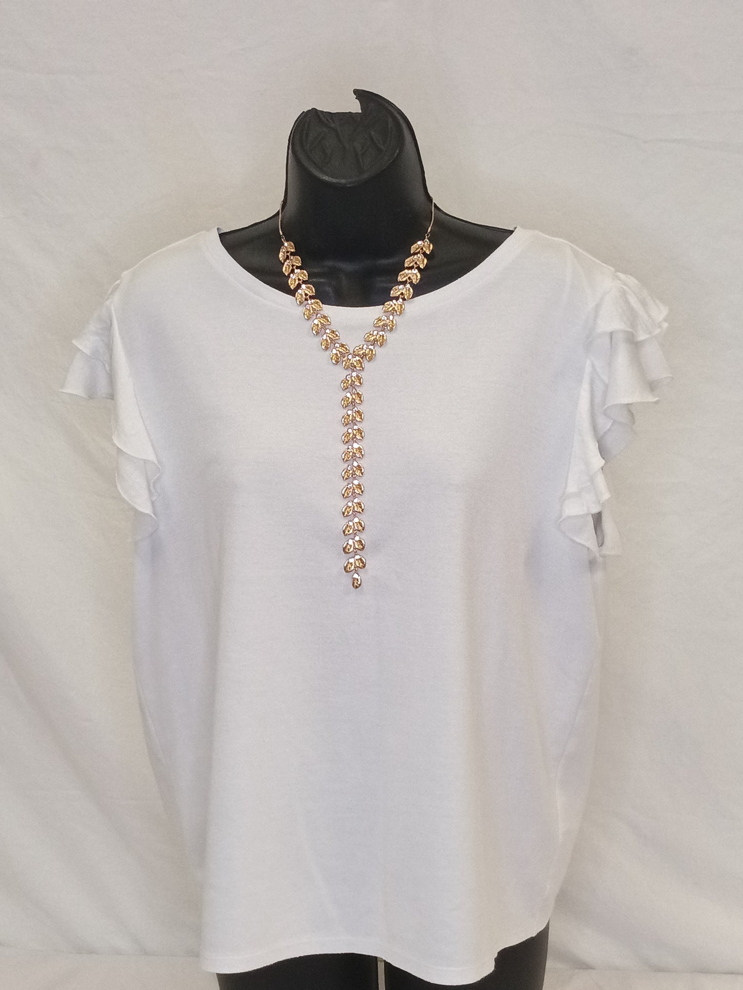 Versona Necklace