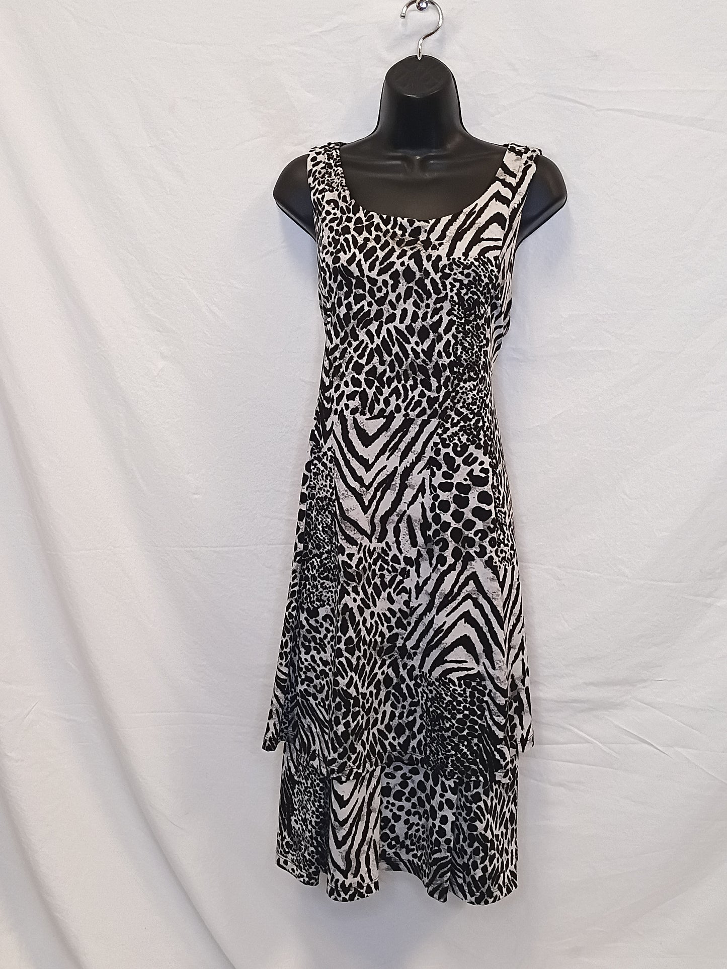 Peter Nygard Midi Dress