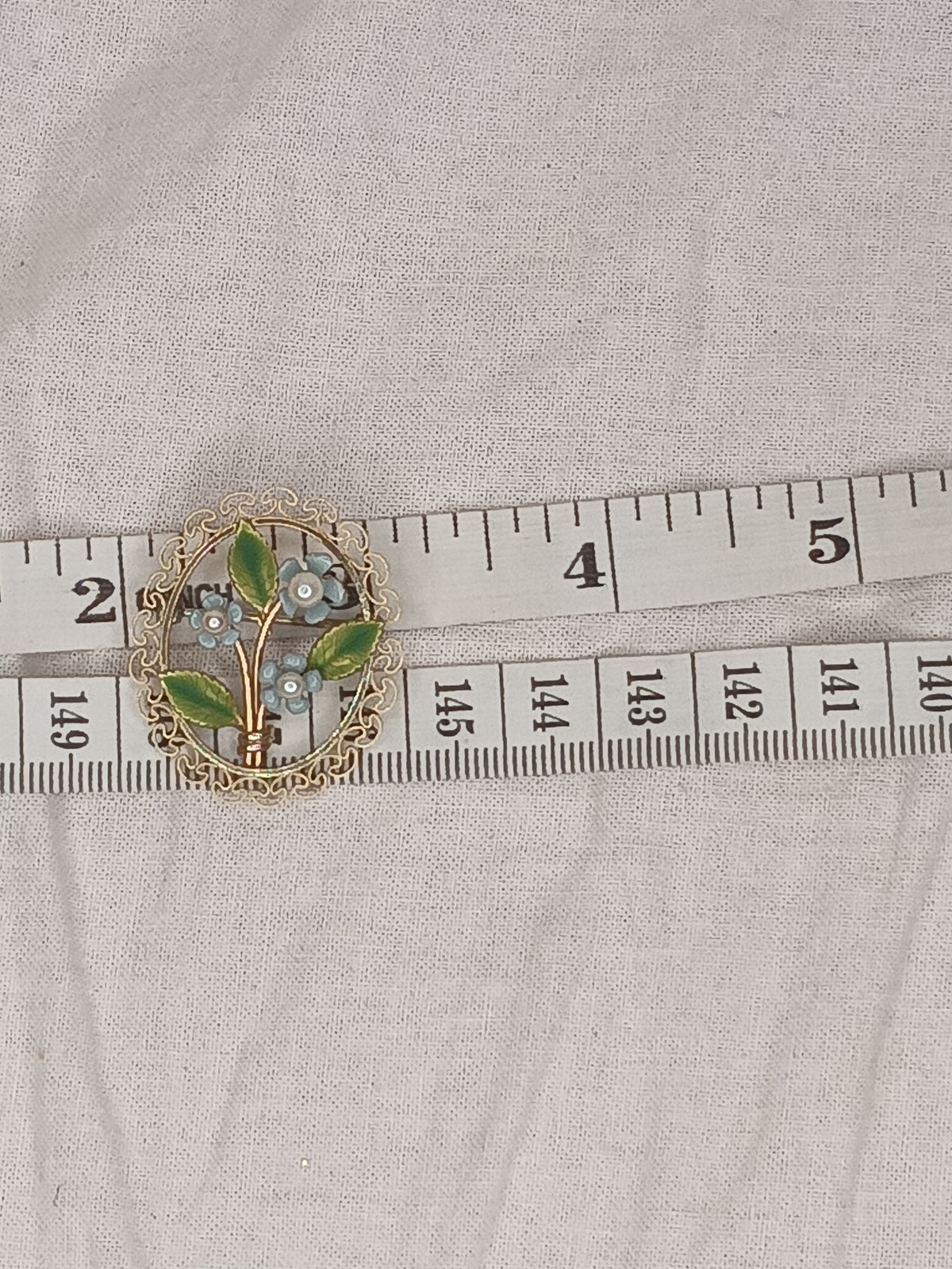 Vintage  Krementz Brooch