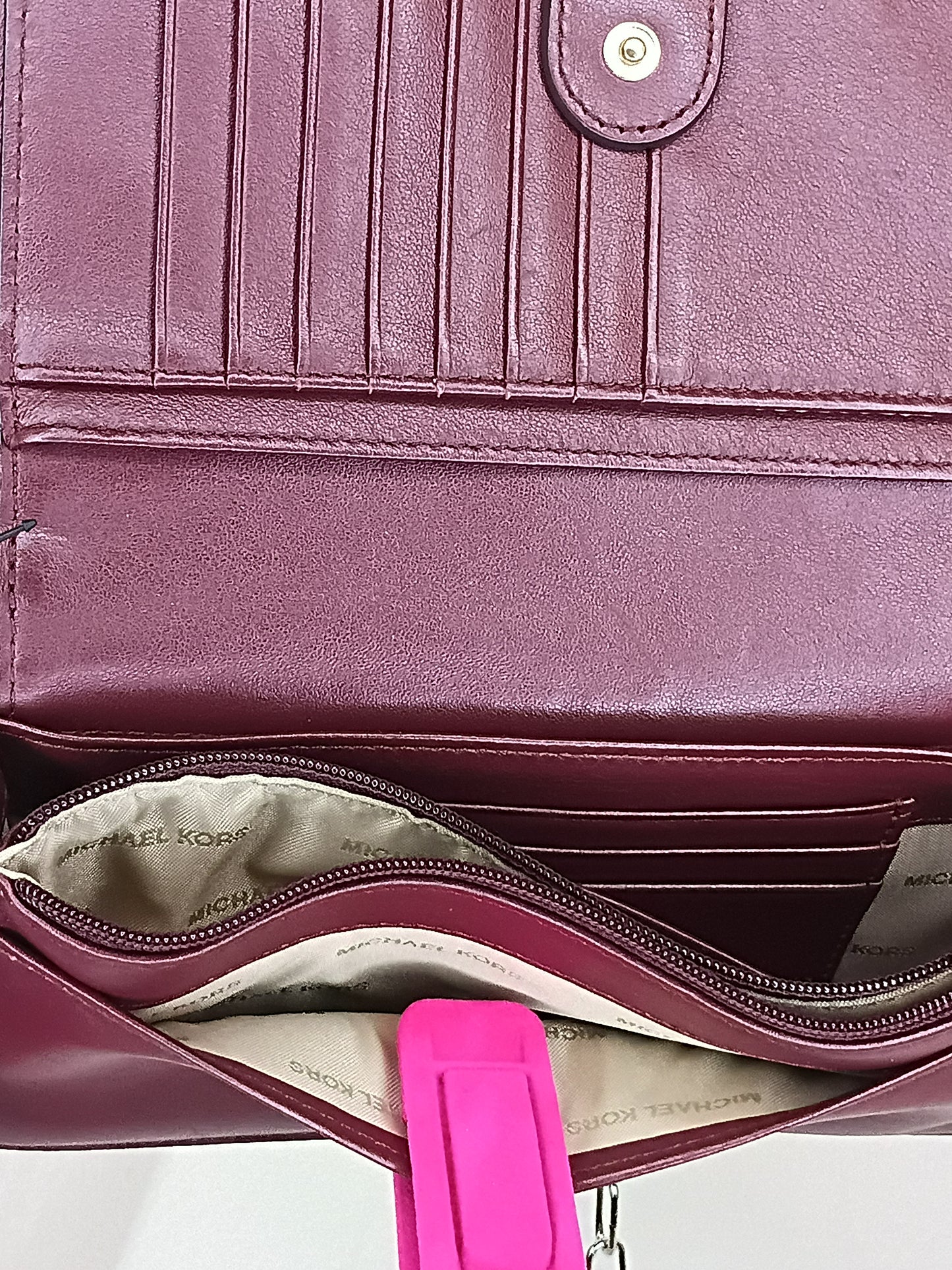 Michael Kors Crossbody Billfold