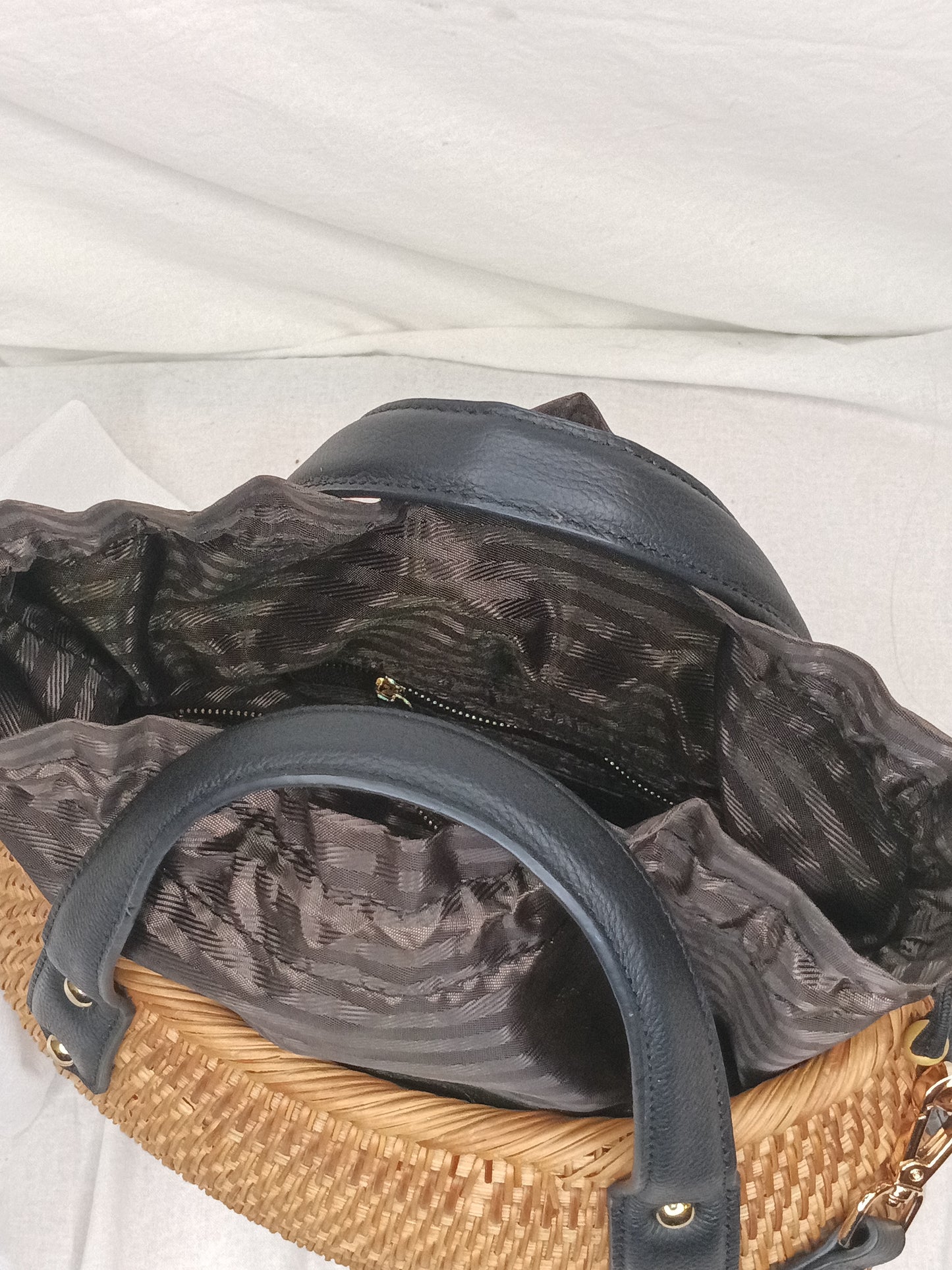 Pulicati Crossbody
