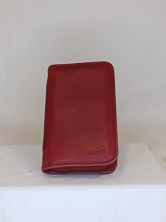 Coach Checkbook