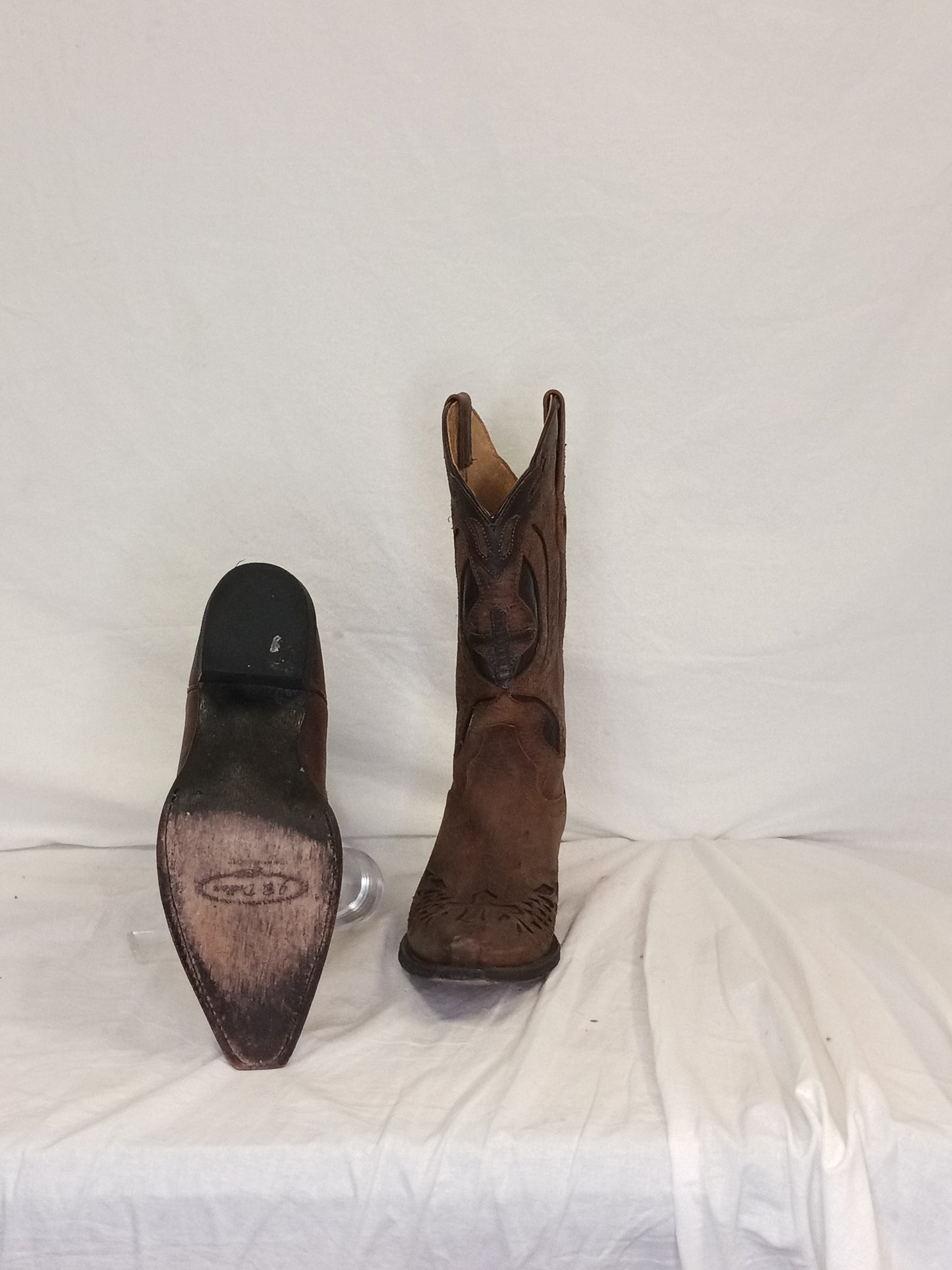 JB Dillon Winged Cross Cowgirl Boots